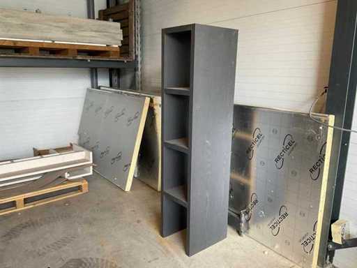 Säulenkabinett-Eichenfurnier-Wenge