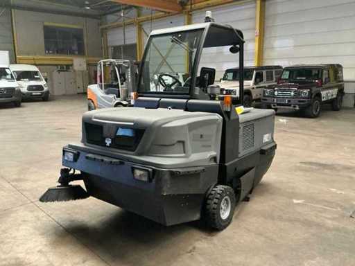 2016 Kärcher KM 150/500 R D Self-propelled sweeper (69002-34)