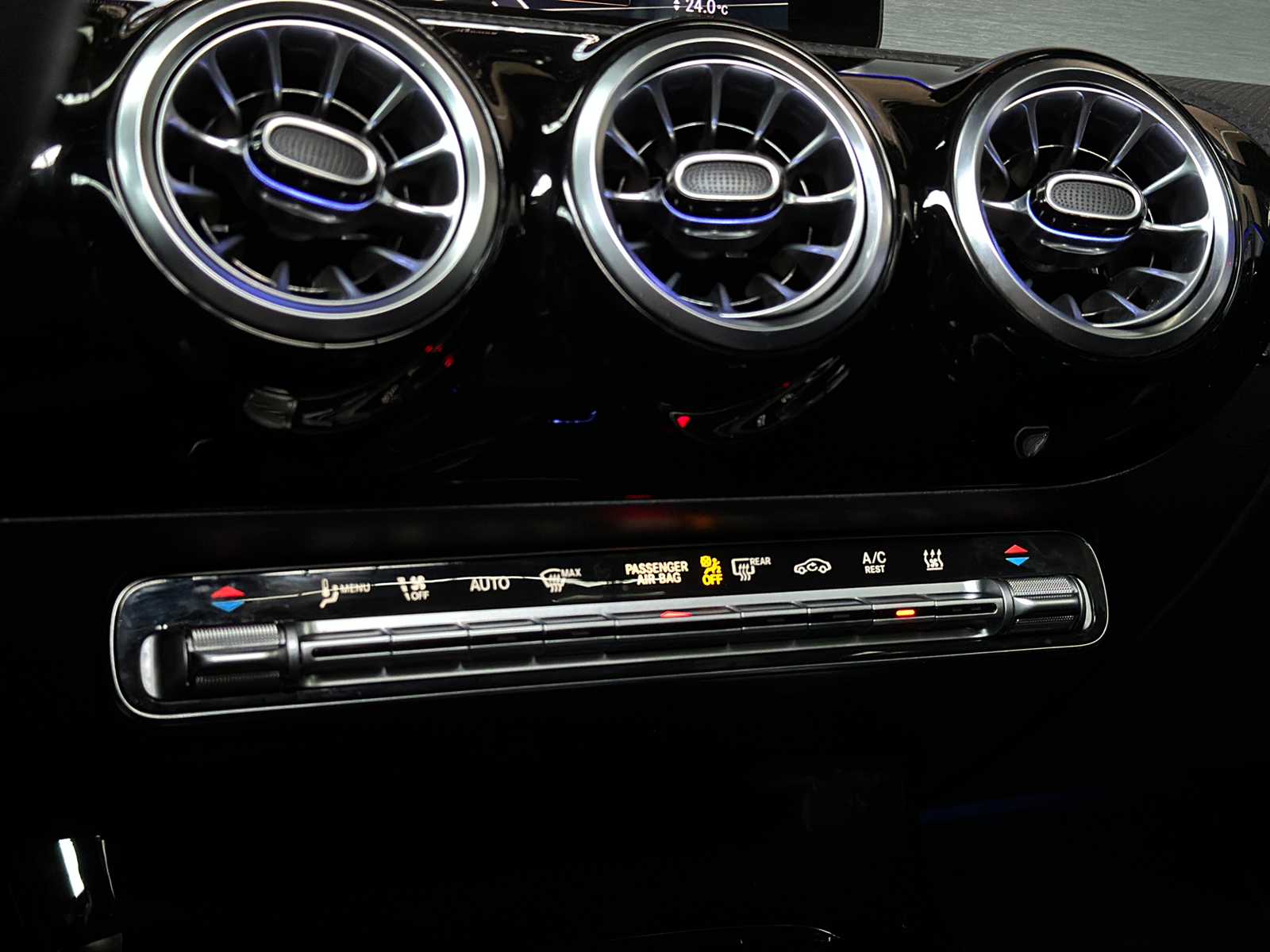 Mercedes-Benz CLA250 e Business Solution AMG Limited CLA-klasse Shooting Brake 160pk 2022, P-675-JH