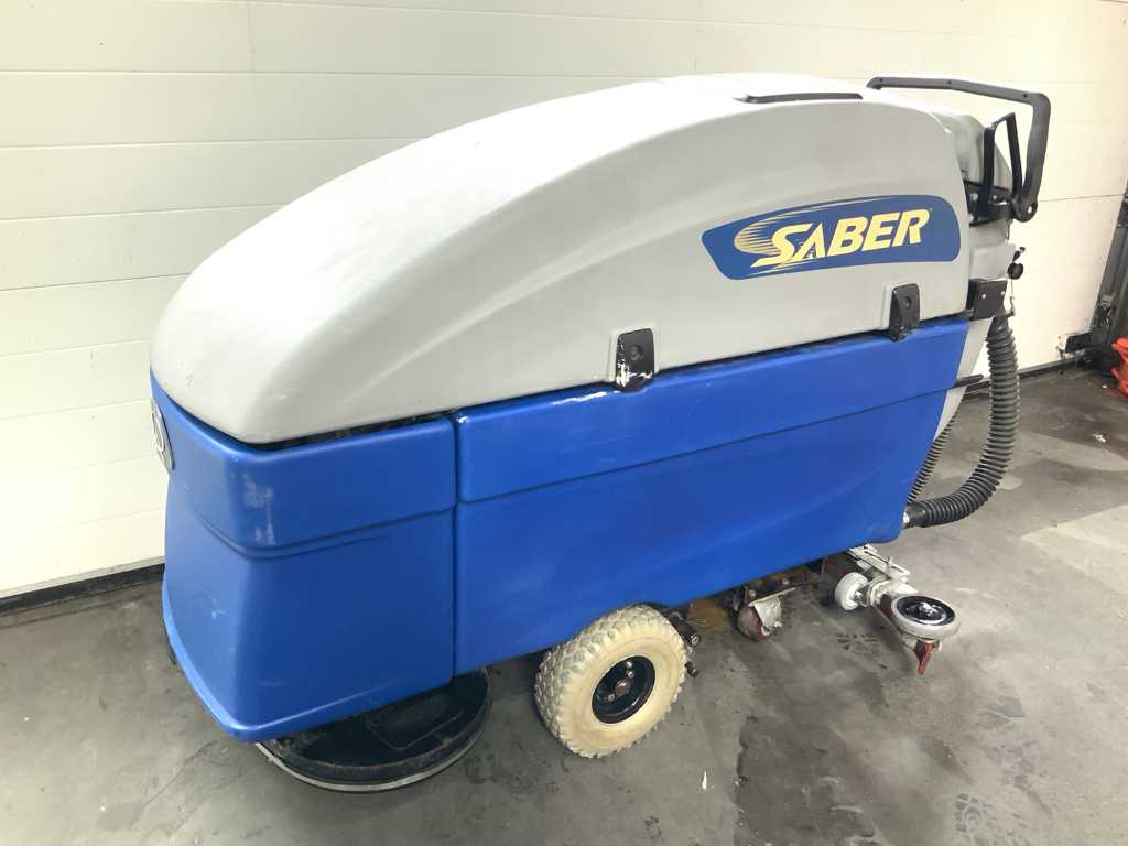 Windsor Saber SX 24 Self-propelled scrubber