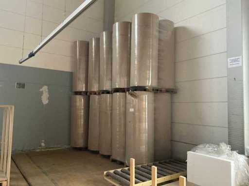 Assortment of roll corrugated board