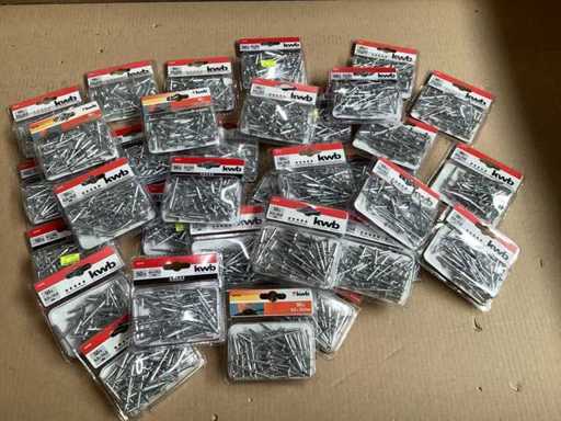 KWB mischt verschiedene Nieten (34x)