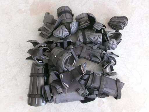 Police Protectors Mix, used (U6) (31x)