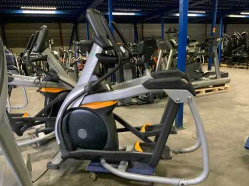 Elliptique d’entraînement Matrix A7xe pour ascension