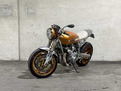 Suzuki GS 1000 Caferacer 1979 Motorcycle, ZR-13-25