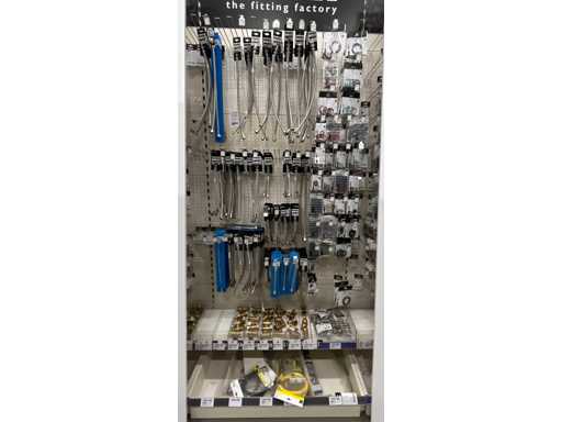 Bonfix Edelstahlschläuche und Messingkupplungen (235x)