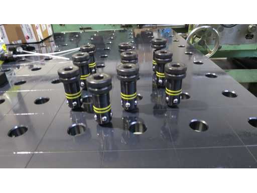 WMT CLAMPING BOLT 28 / 25 Welding Table Accessories