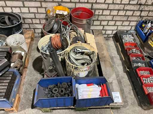 Verschiedene Maschinenzubehör