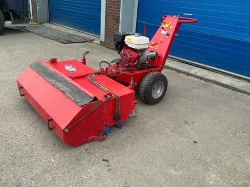 GS avec brosses Sweep 1200 pro Sweeper