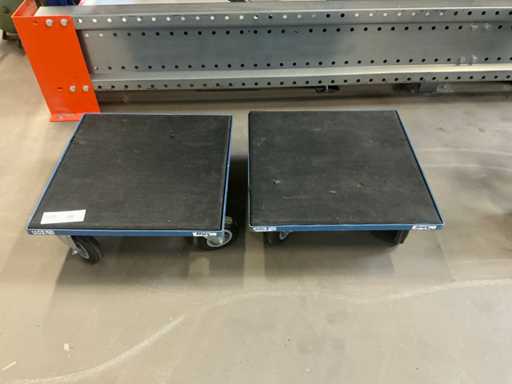 Fetra Steel Dogs 50x50cm (2x)