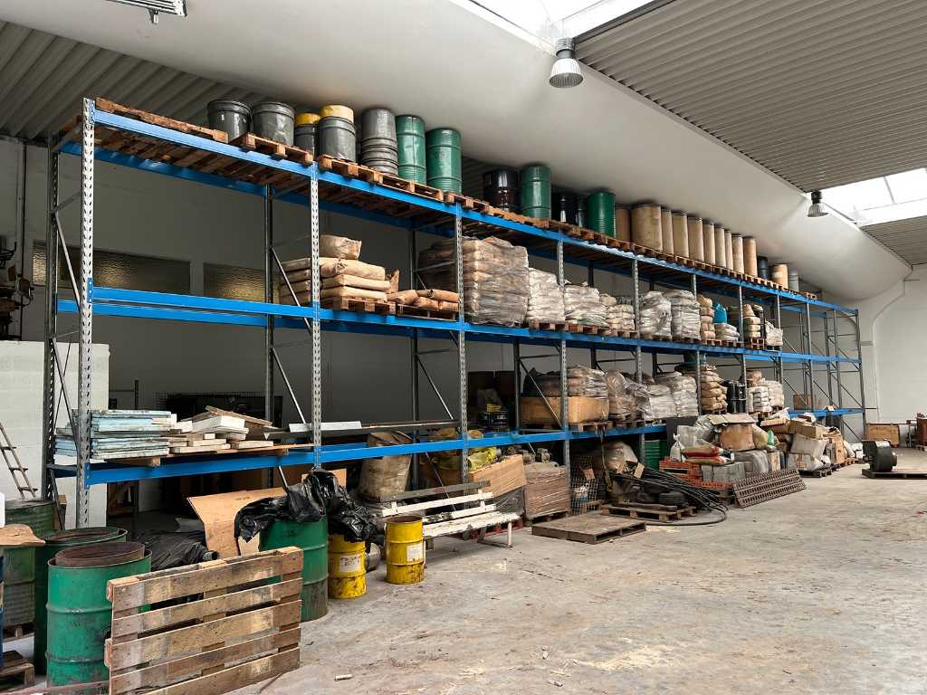 Pallet racking 