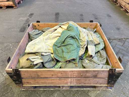 Partij diverse legerkleding