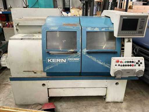 2002 Core CD322 CNC-Drehbank