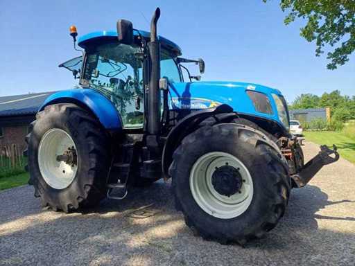 Tractor agricol New Holland T7040 cu tracțiune integrală din 2008