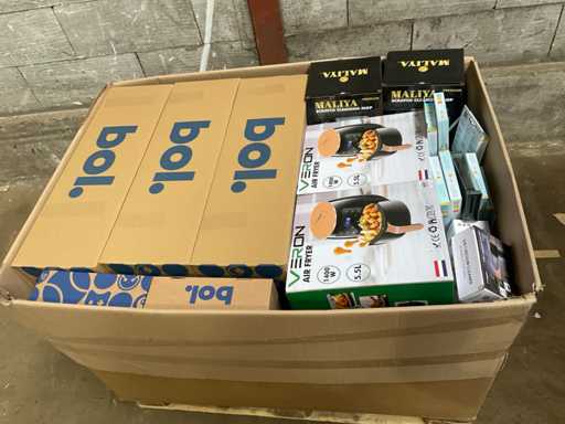 Stoc excesiv de paleți