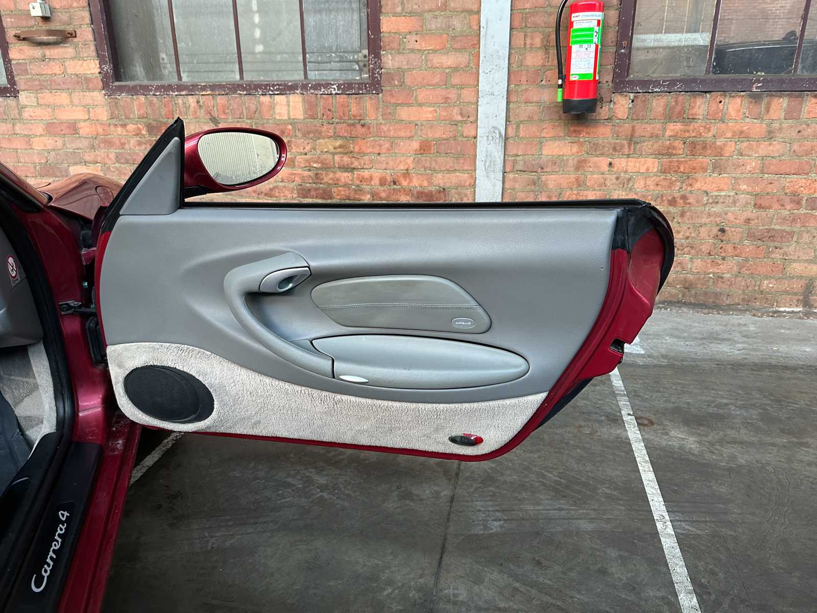 Porsche 911 996 Carrera Cabrio 4 3.6 320pk 2004 -Youngtimer-