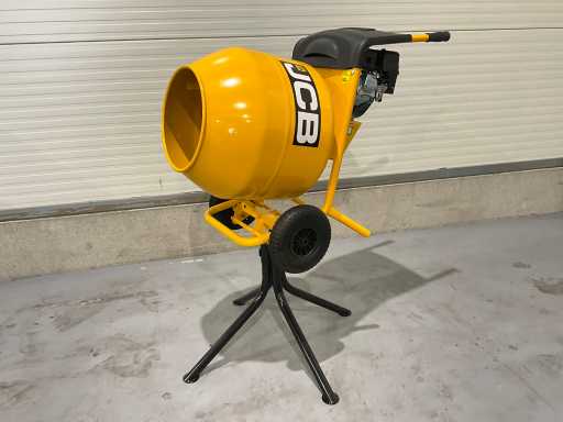 Betoniera JCB CM150P
