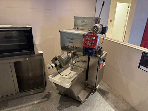 Dominioni - P55R - Pasta machine