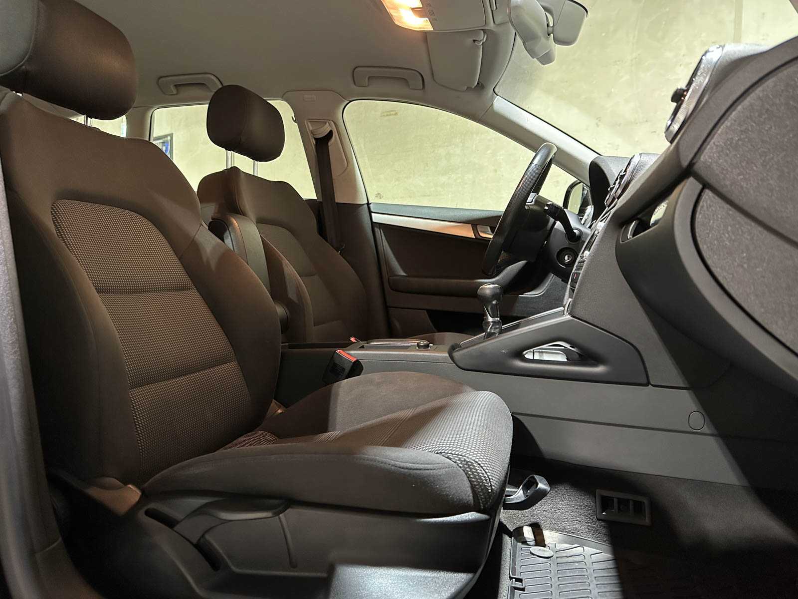 Audi A3 Sportback 1.8 TFSI Quattro Ambition Business Edition 160pk 2011 (Origineel-NL), 04-RBV-3