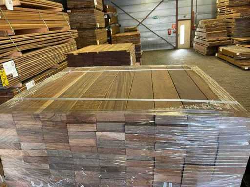 Planches de qualité paysagère d’Ipé rabotées 650-950x90x27mm (432x)