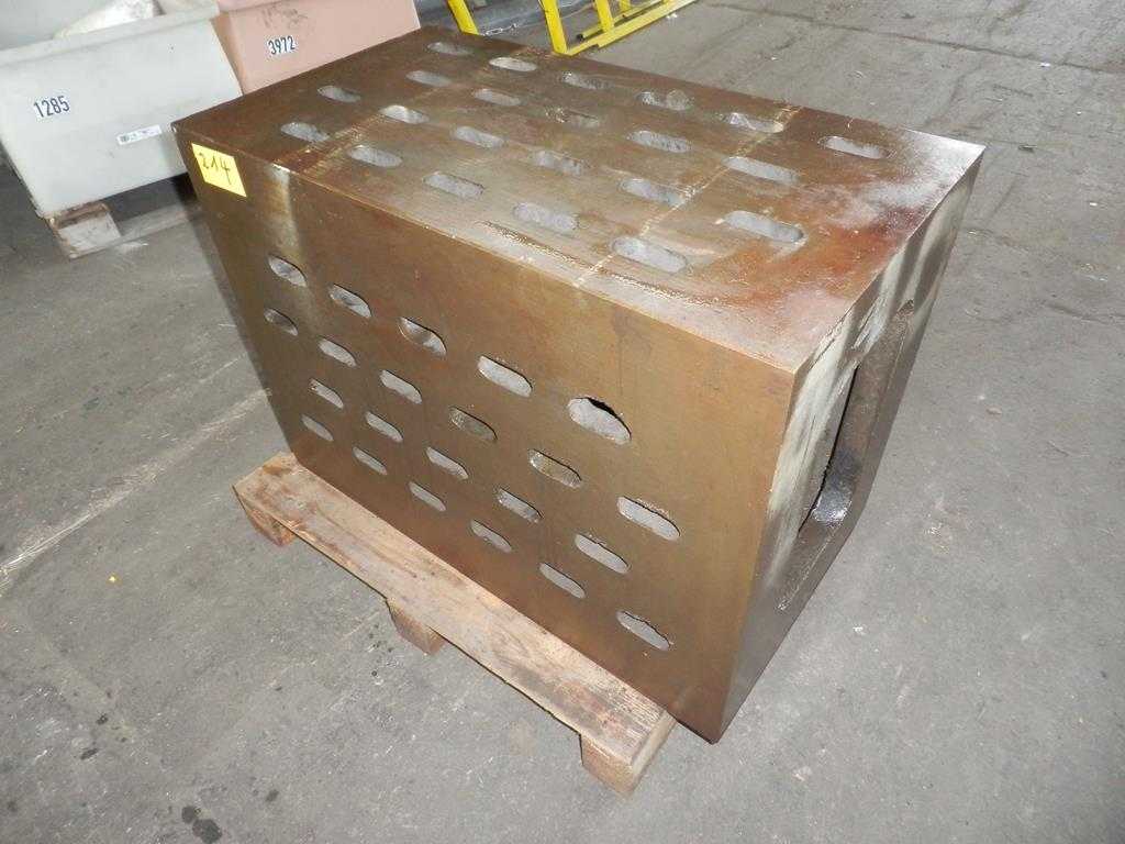 Clamping cube