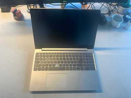 Lenovo ideapad 330S-15IKB Laptop
