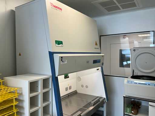 THERMO SCIENTIFIC MSC Advantage 1.2 Microbiological Safety Station