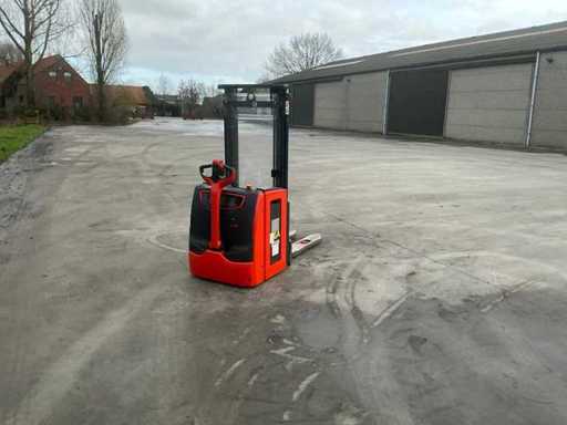 2018 Linde L14 Stacker with weighing system
