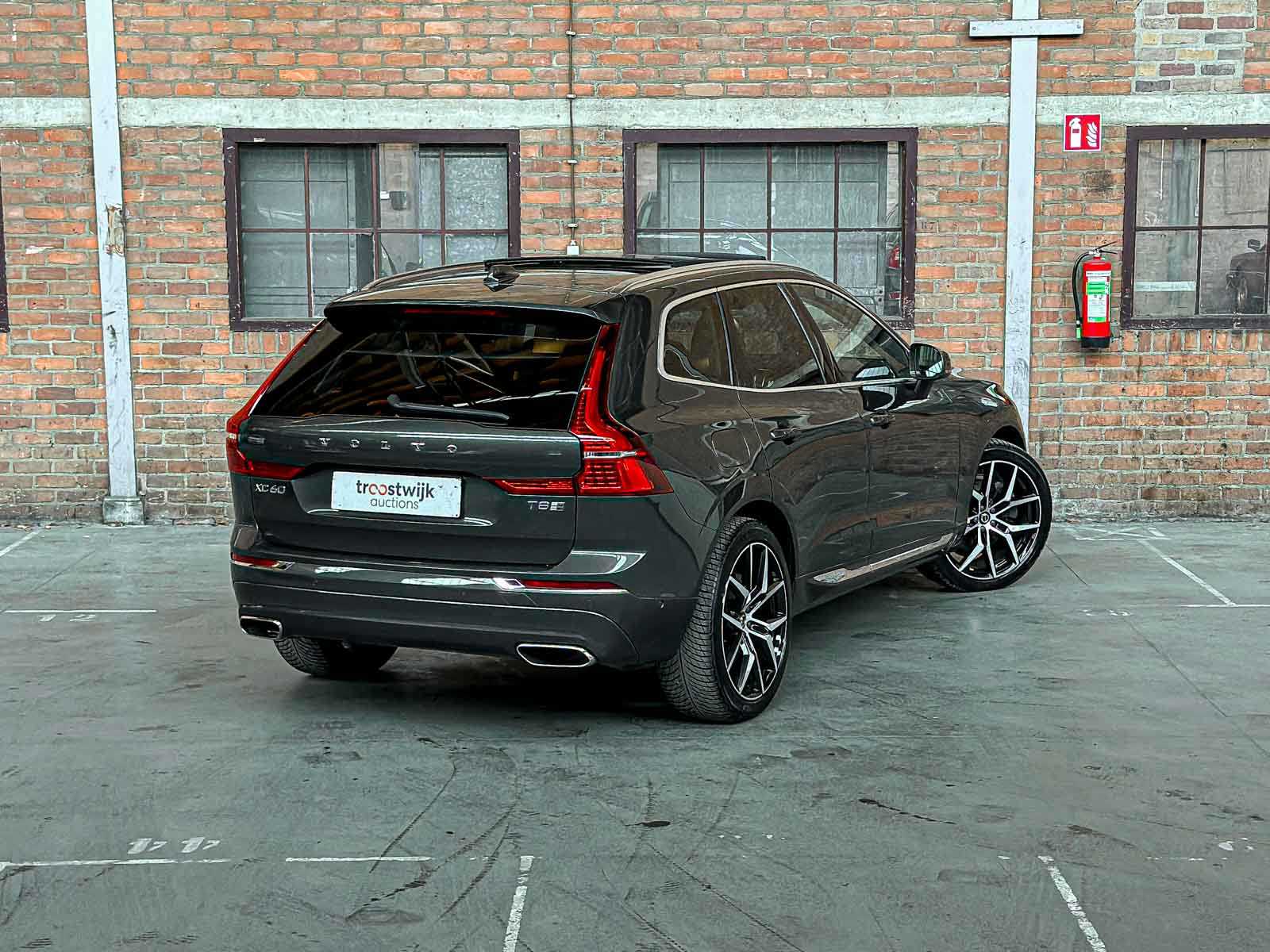 Volvo XC60 2.0 T8 Twin Engine AWD Inscription R-Design 303pk 2019, R-244-TZ
