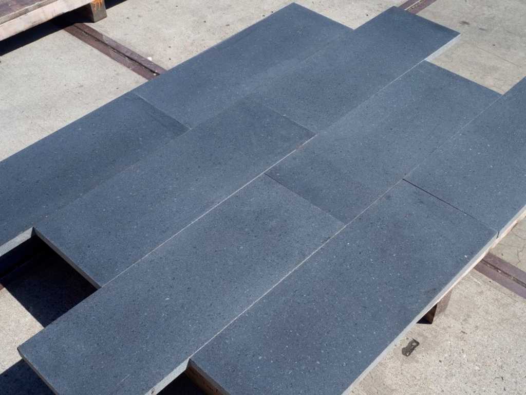 Natural stone tiles 21,1m²