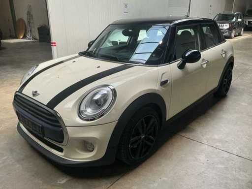 Voiture particulière Mini Cooper D 2015