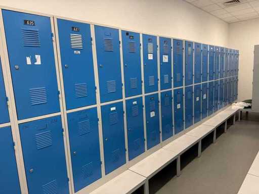 4-door Locker (5x)