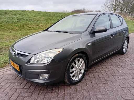 Hyundai i30 1.6 CRDi Dynamic Business, 85-ZN-HZ