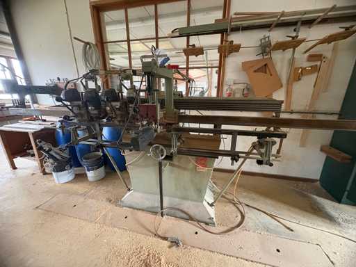   Fraiseuse automatique