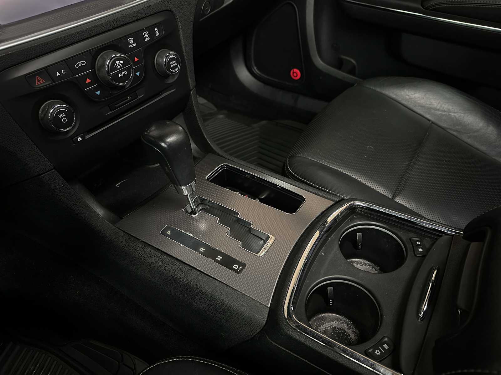 Dodge Charger RT HEMI 5.7 V8 375pk 2013