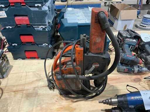 Fein-Säulenbohrmaschine