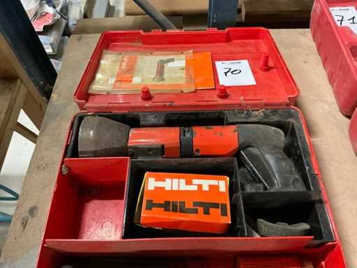 Hilti DX 600N Powder-Nail Gun