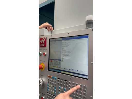 video_2025-12-02_13-04-24.mp4