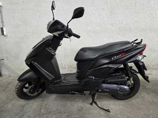 SYM - Trottinette - Orbit III - 4T version 25km fpr28l
