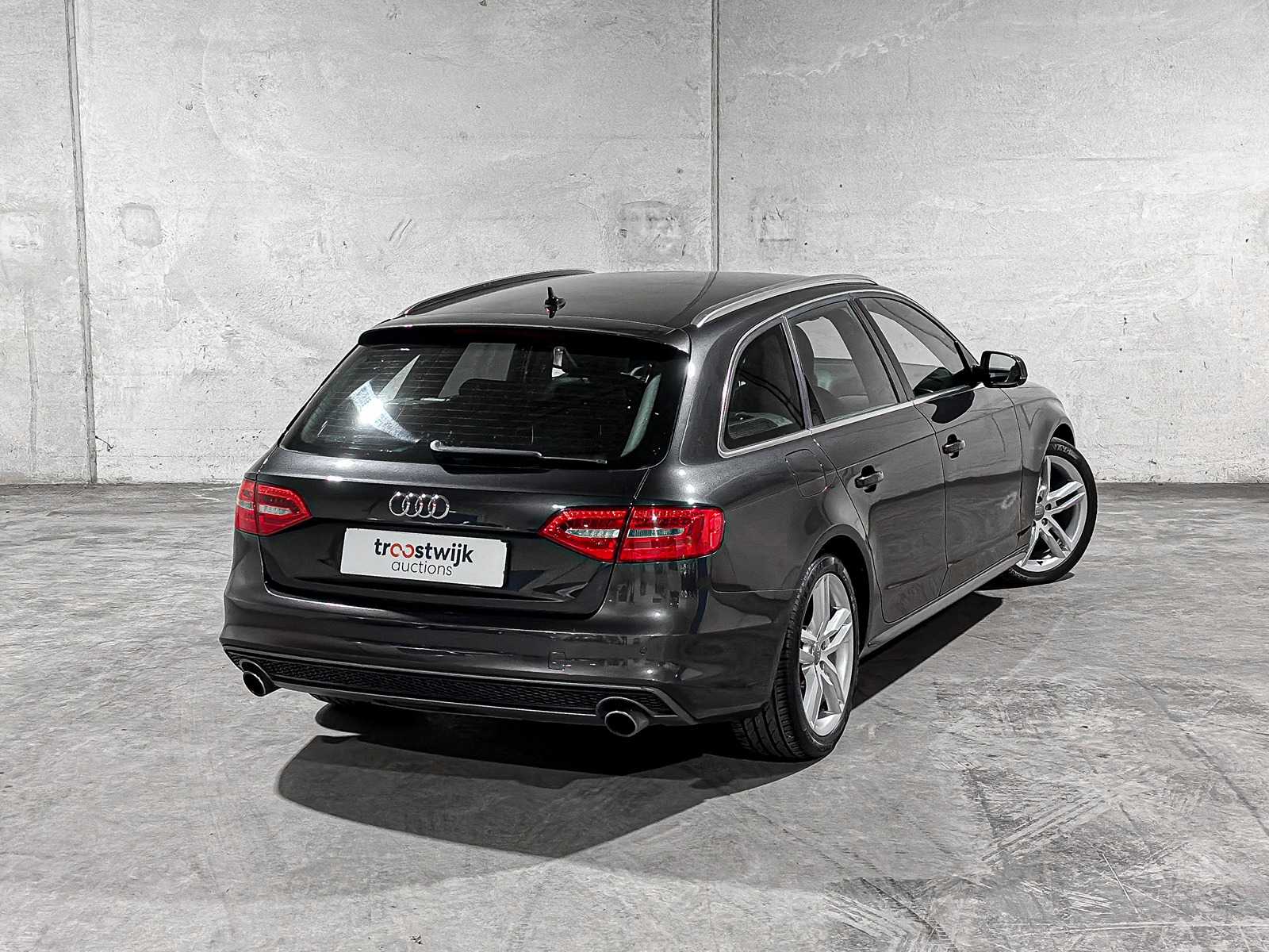 Audi A4 Avant 1.8 TFSI S Edition S-Line 170pk 2013, 88-ZRT-8