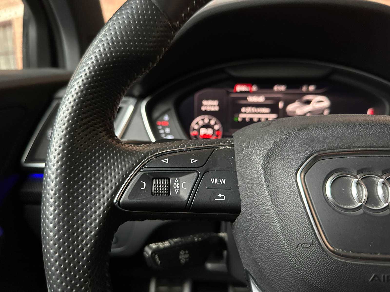 Audi Q5 2.0 TFSI Quattro Sport S Line Black Edition 252pk 2018 (Origineel-NL + 1e Eigenaar), TT-931-B