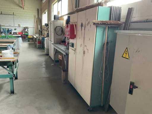 Verschiedene Werkstattbestände