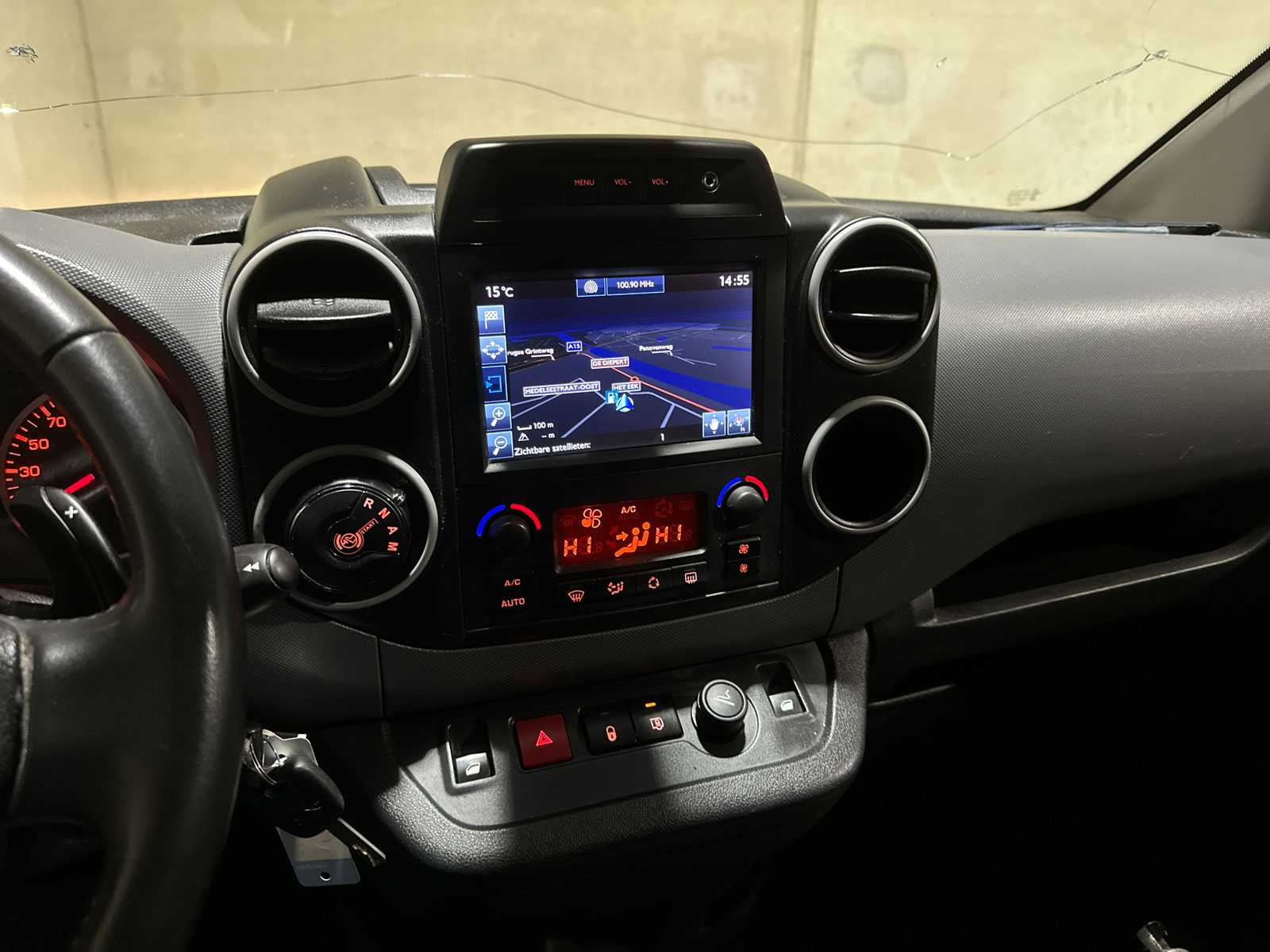 Peugeot Partner 120 1.6 BlueHDi 100 L1 Premium Pack S&S 99pk 2018 (Origineel-NL), V-723-NZ