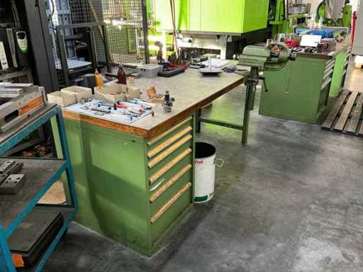 GARANT-werkbank met inhoud