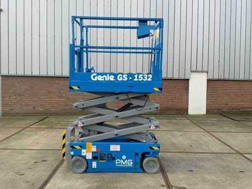 Piattaforma sollevatrice a forbice Genie GS-1532 2015