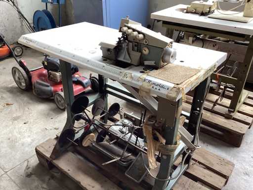 RIMOLDI Sewing Machine