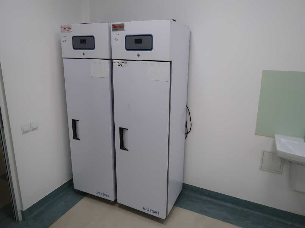 Thermo Scientific - F400 SAEV TS - Réfrigérateur de laboratoire