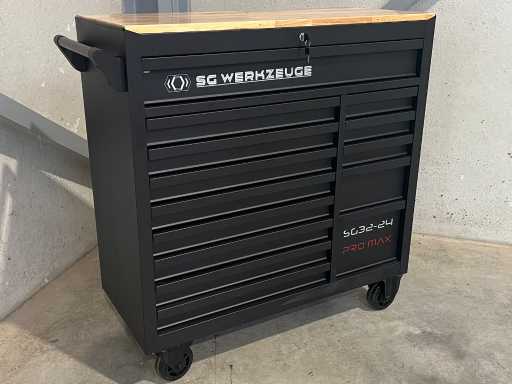 Stahlgruppe SG32-24 filled tool trolley