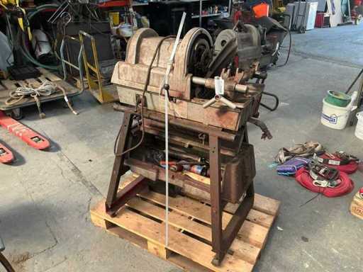 Ridgid 1822-I Threading Machine