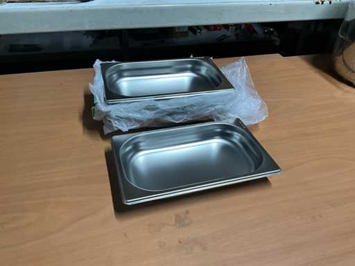 Saro 1/4 GN containers (7x)